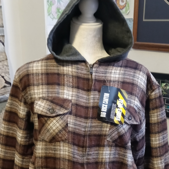Big Rock Canyon Other - AVAILABLE -Big Rock Canyon Flannel Coat size XL/18 Boys